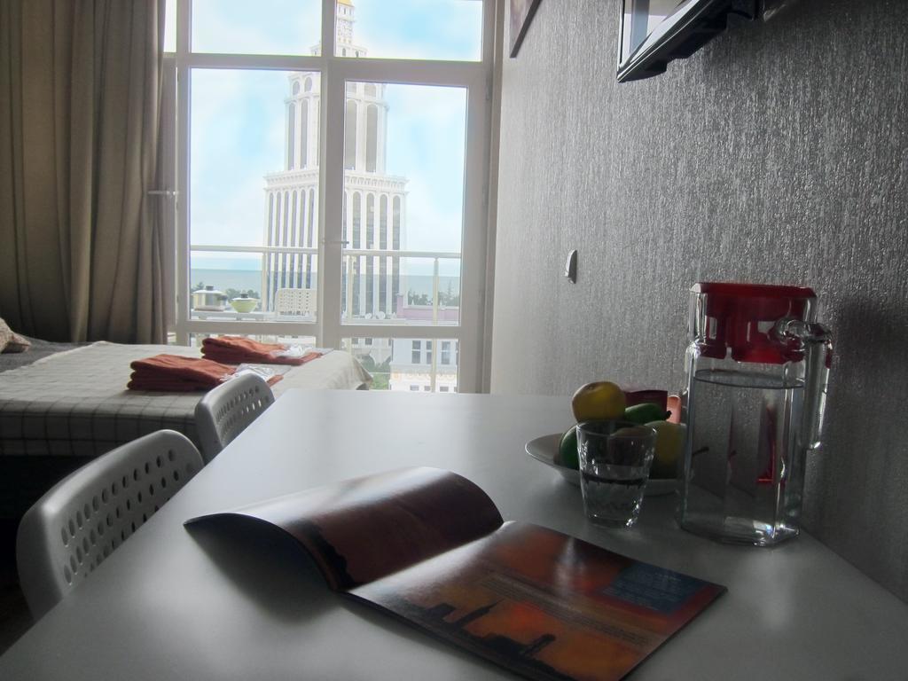Apartments In The Center Of บาทูมิ ภายนอก รูปภาพ